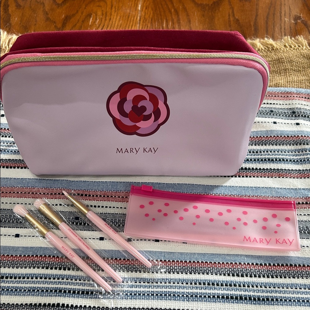 Mary Kay Pink Floral Cosmetic Set